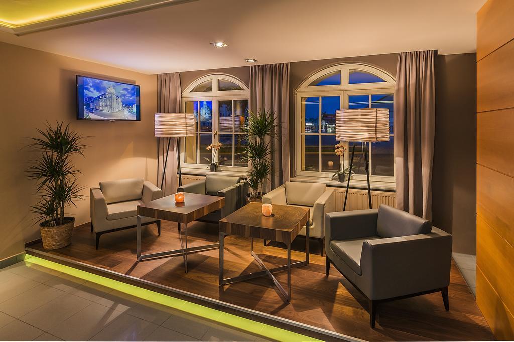 Hotel Alekto Freiberg Buitenkant foto