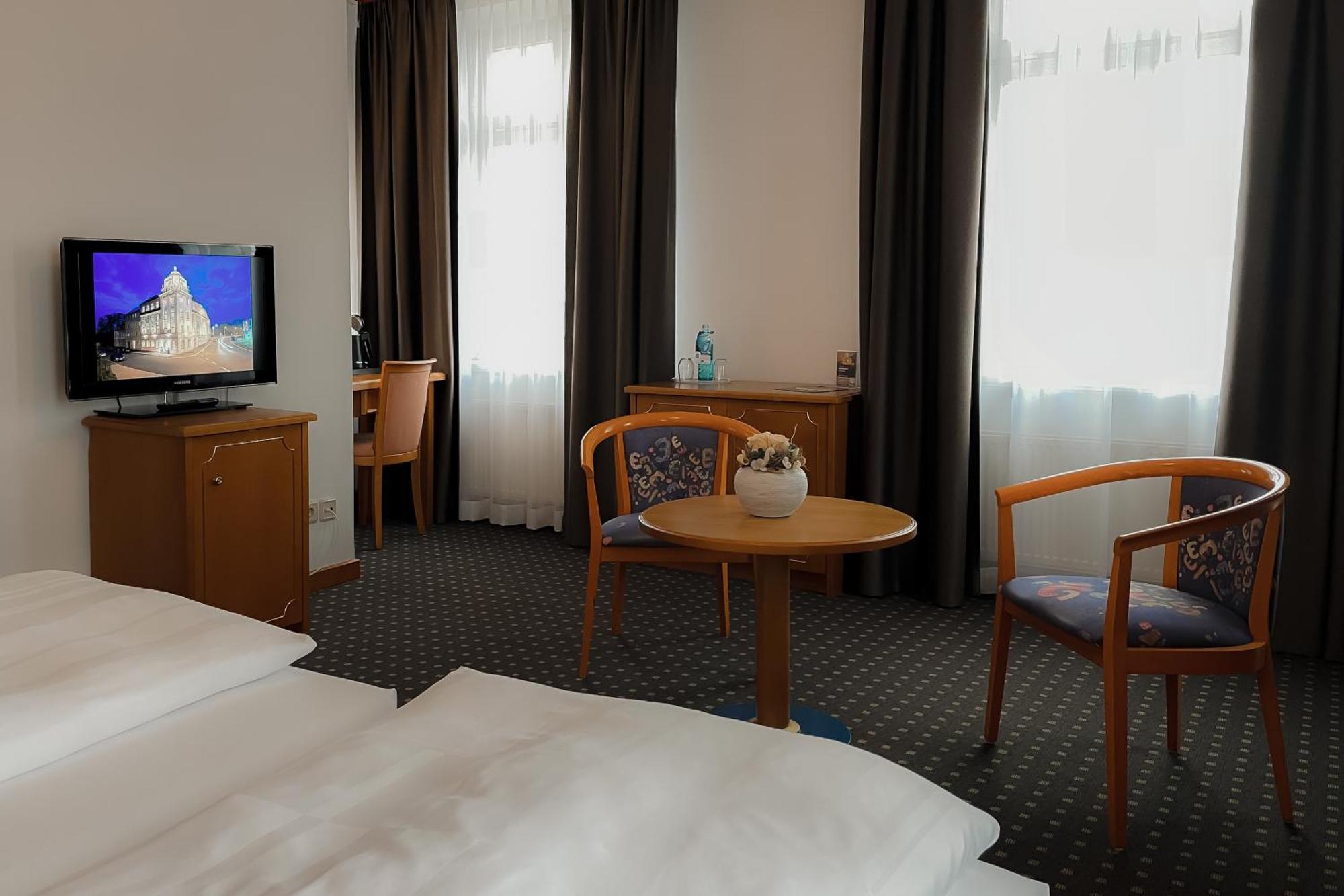 Hotel Alekto Freiberg Buitenkant foto